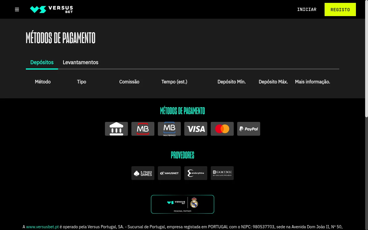 Versão mobile do casino VERSUSbet em smartphone com catálogo de slots